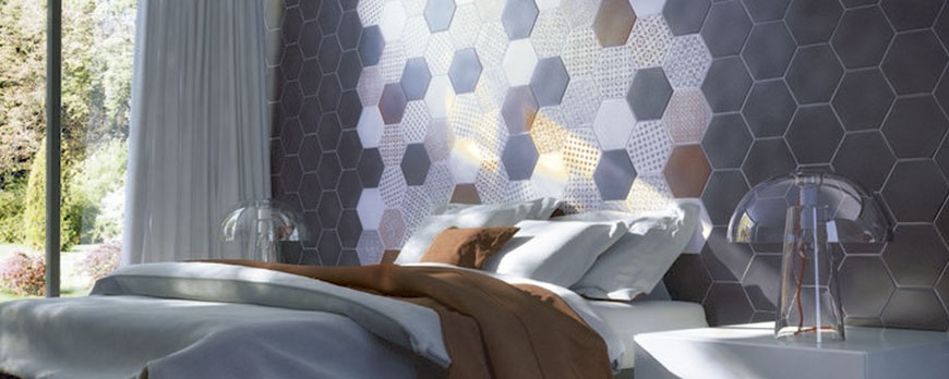 HEXAGONAL TILES THAT EVOKE THE THOUSAND AND ONE NIGHTS