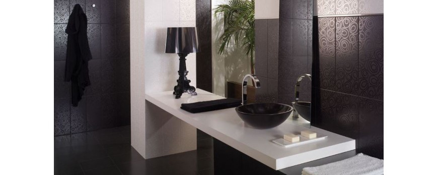 Les accessoires salles de bains, compléments pour décorer cet espace d’intimité.